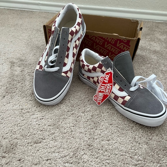 New Old Skool Checkerboard Vans - Picture 3 of 14